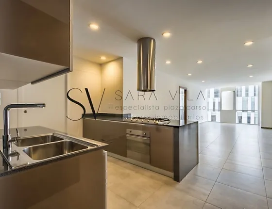 Plaza Carso: 2 Recamaras Y Family Room