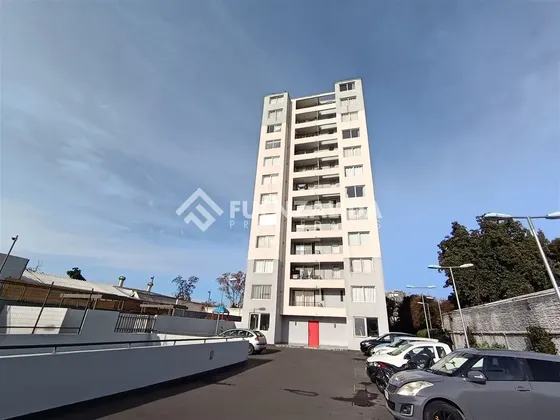 Departamento En Venta De 2 Dorm. En La Cisterna