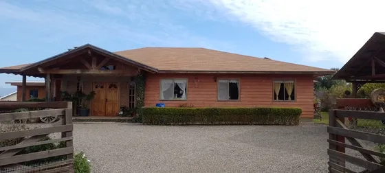  Casa Principal Con 4 Cabañas, Piscina Y Áreas Verdes