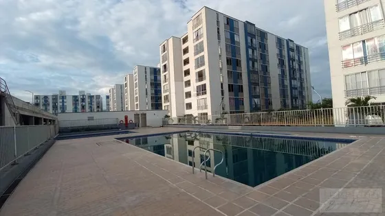 En Venta- Apartamento Conjunto Residencial Parques Del Pinar Yumbo