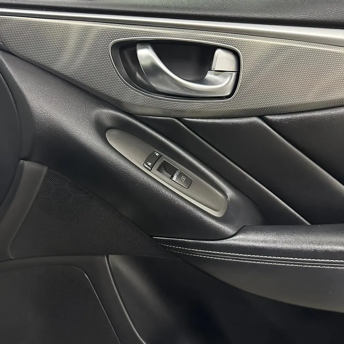 Infiniti Q50 2017 3.7 Perfection At