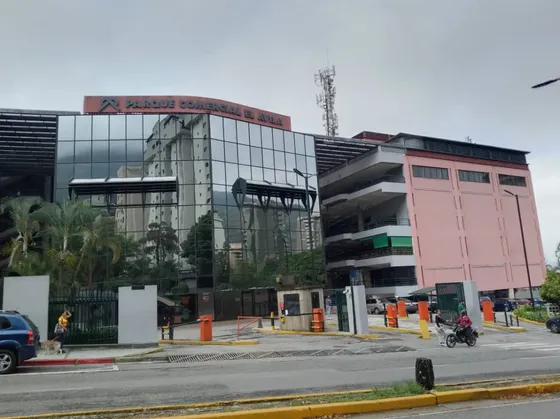 Alquiler Local-oficina Centro Comercial Terrazas Del Avila K8g