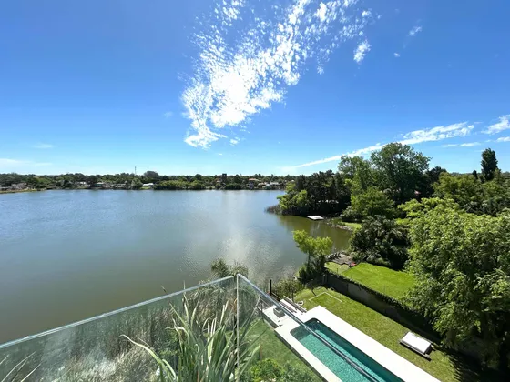 Alquiler Apartamento 2 Dormitorios Con Ggje, Parque Miramar, Vista Al Lago.