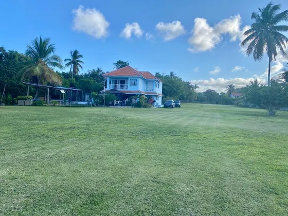 For Sale Villa En La Galeras  Samana Con 6mil Metros Frente Al Mar De 5 Habitaciones 