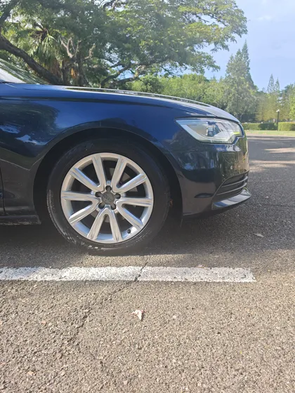 Audi A6 Sedan