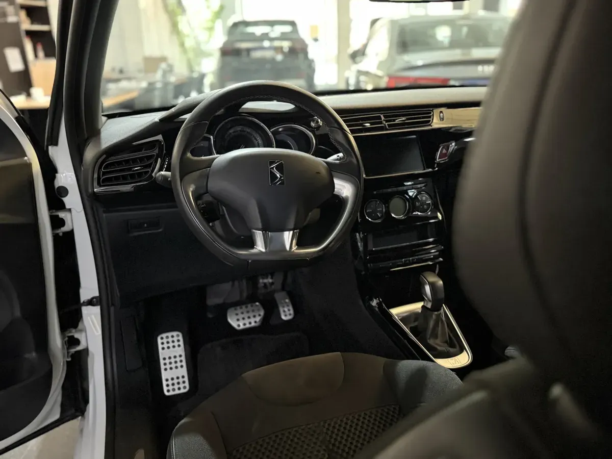 Miniatura 10