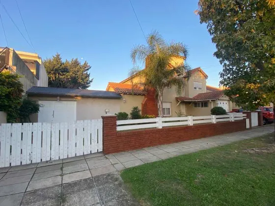 Chalet En Venta En Haedo Norte