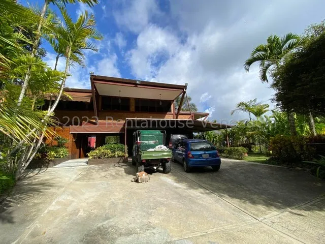 Se Vende Casa En La Lagunita Country Club Mls #24-9585