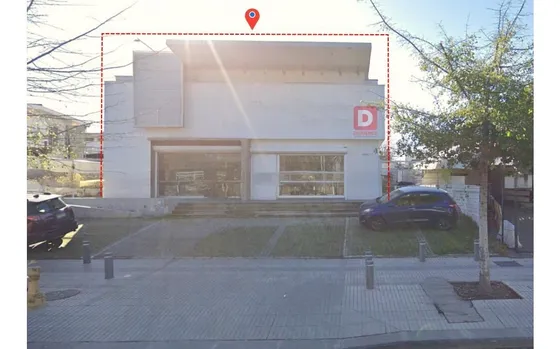 Local Comercial En Arriendo En Vitacura 308 M2 - 200 Uf 