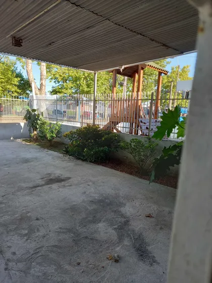 Casa En El Centro Comercial De Piedras Blancas