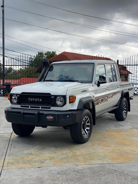 Toyota Lc79 Automatico