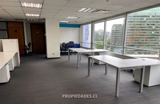 Oficina En Arriendo Metro Pedro De Valdivia 