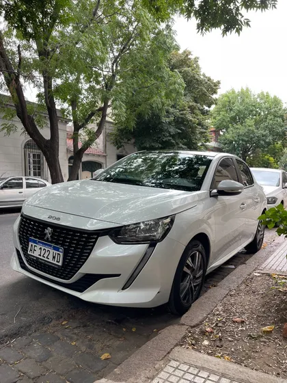 Peugeot 208 1.6l Allure