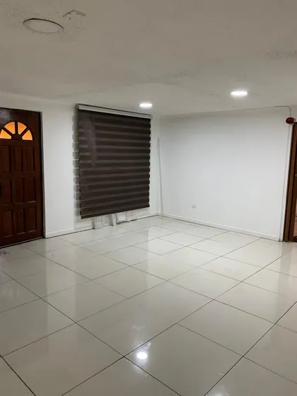 Amplia Casa Familiar En Barrio Consolidado De Maipú