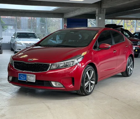 Kia Cerato 2.0 Sx At6 4 P
