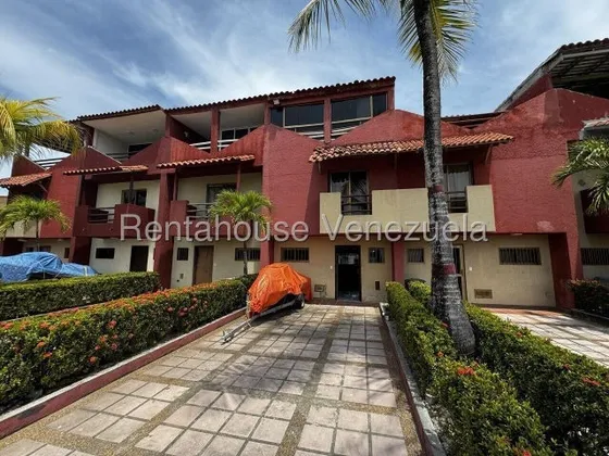 Rah Chacao Vende Townhouse Puerto Encantado 25-22303