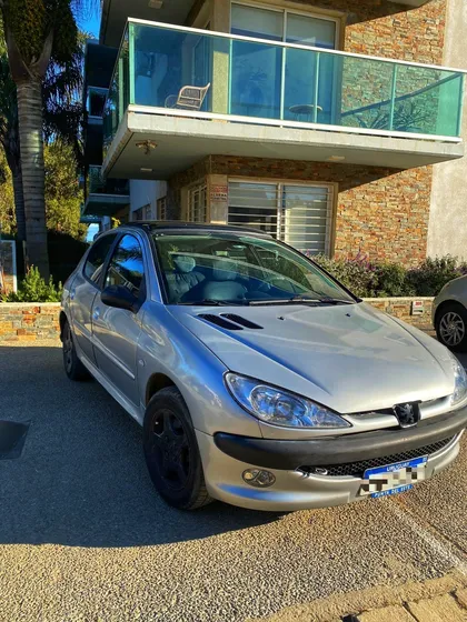 Peugeot 206 1.6 Xt Premium Tiptronic