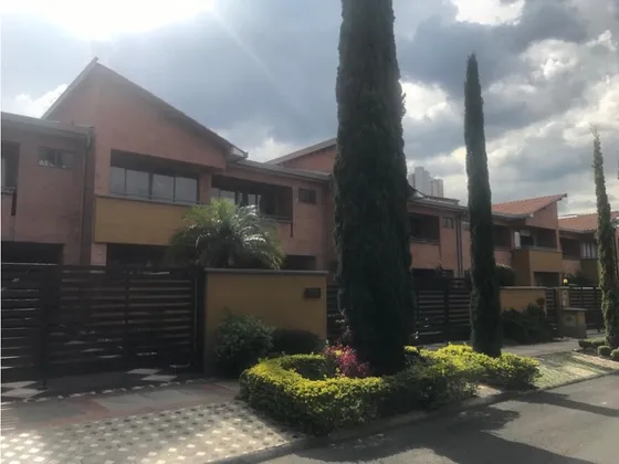 Casa En Venta Sur América Antioquia.