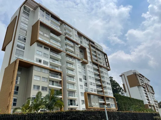 Apartamento En Venta - Av Centenario