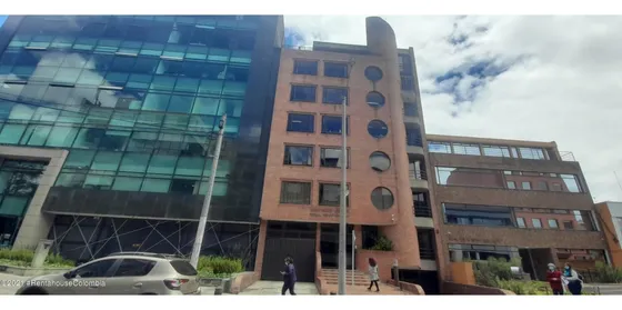 Comercial En  Antiguo Country Rah Co: 25-629