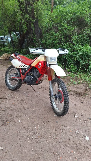 Yamaha Tt225