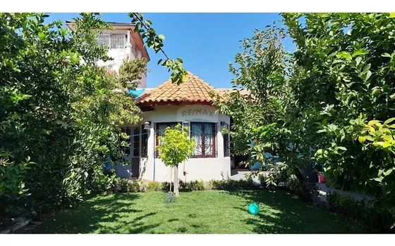 Se Vende Casa Remodelada Con Patio