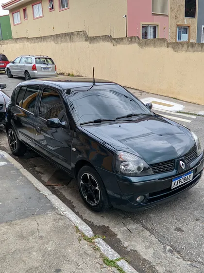 Renault Clio 1.6 16v Privilège Hi-flex 5p