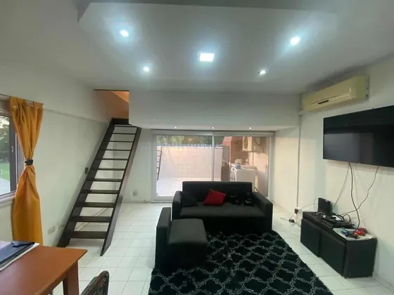 Departamento En Venta - 3 Dormitorios 2 Baños - Echeverría