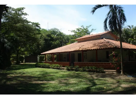 Venta De Hermosa Finca En Santa Fe De Antioquia