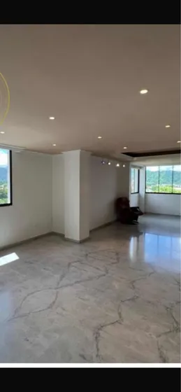 Apartamento En Alquiler Sin Amoblar En La Soledad Maracay
