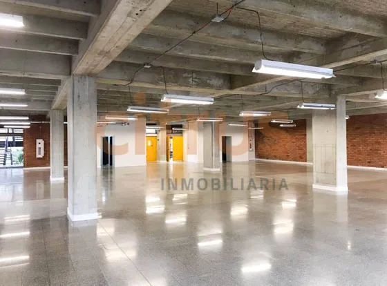 Oficinas En Arriendo Guayabal 643-7135842