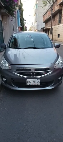 Dodge Attitude 1.2 Sxt Mt