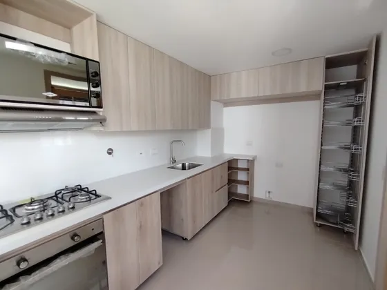 Apartamento En Venta En Alameda. Cod V12926