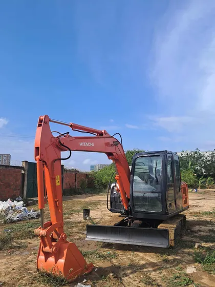 Hitachi Zx70-3g