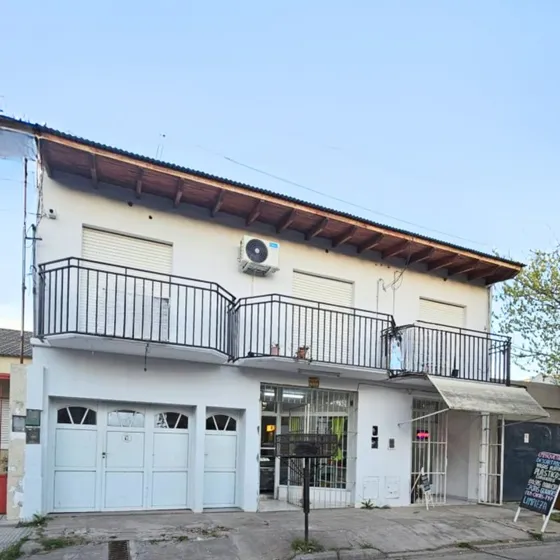 Departamento Con Locales