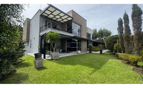 Venta De Hermosa Casa Finca En El Alto De Las Palmas Ldc