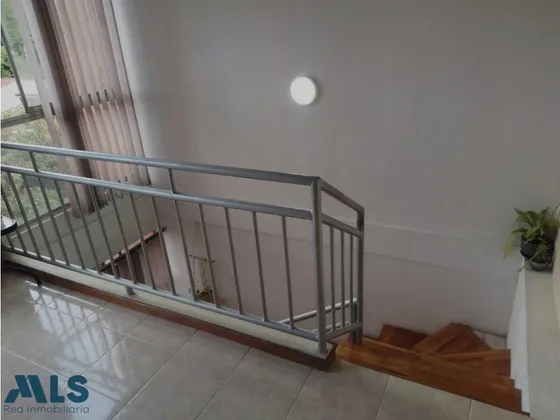 Apartamento Duplex En Venta Envigado Zona Plana(mls#245063)
