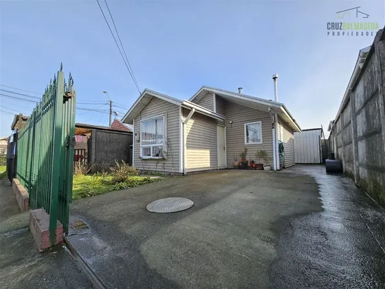Casa En Venta De 2d Y 1b En Puerto Montt