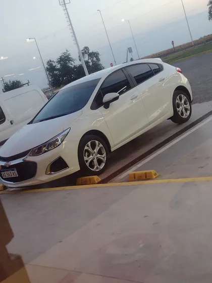 Chevrolet Cruze 5 1.4 Lt At 5p