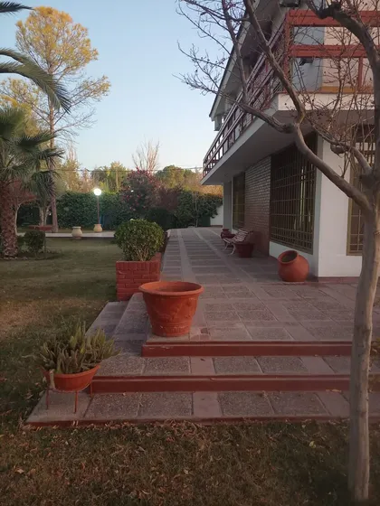 Casa 4 Dormitorios En El Centro De Junín! 