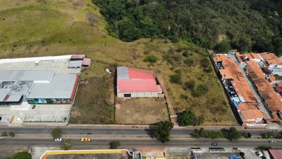 Terreno En Venta En La Av Libertador #manueltorresvende