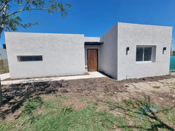 Venta De Casa En San Ramon Pilar Del Este