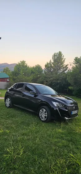 Peugeot 208 1.6 Active