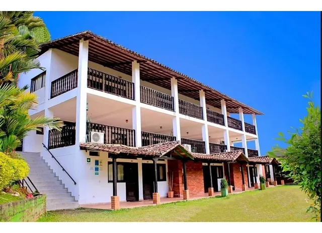Vendo Hermoso Hotel En Bucaramanga 