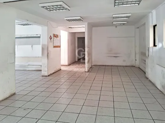 Arriendo Casa Comercial / Metro Escuela Militar