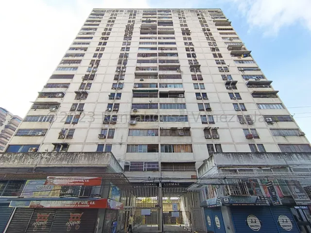 Acogedor Apartamento En Venta Ubicado En Maracay En La Zona Centro Db 23-32853