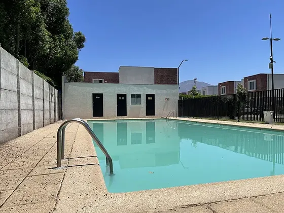 Casa En Venta En Centro De Isla De Maipo