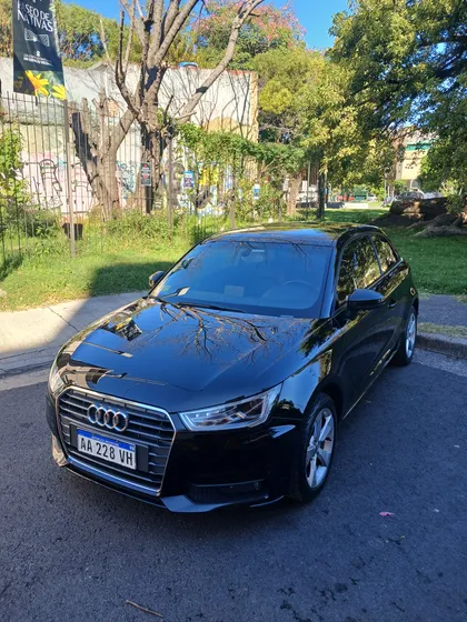 Audi A1 1.4 Tfsi Stronic 125cv