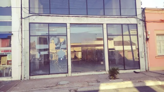 En Venta Local Comercial Con Permiso Para Freeshop En Rio Branco ( Cerro Largo)
