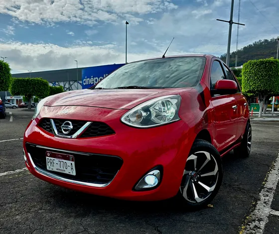 Nissan March 1.6 Sr Navi At